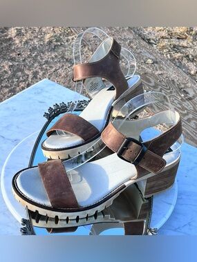 Bull Boxer Cecelia Sandal, 10, Brown Leather Upper, Ankle Strap, Lug Soles